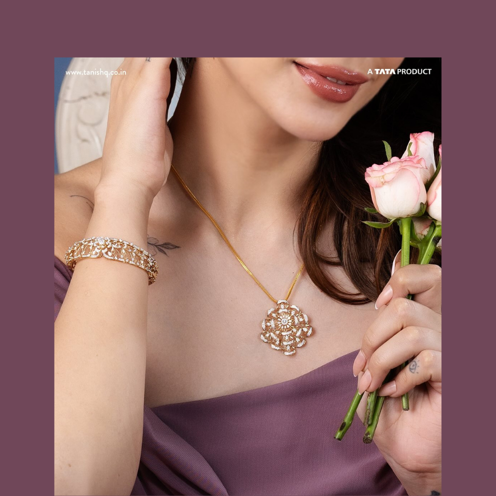 Tanishq Latest elegant gold jewellery